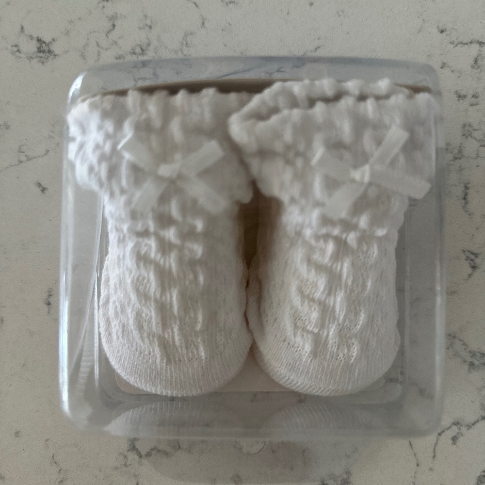 Baby King baby booties - white